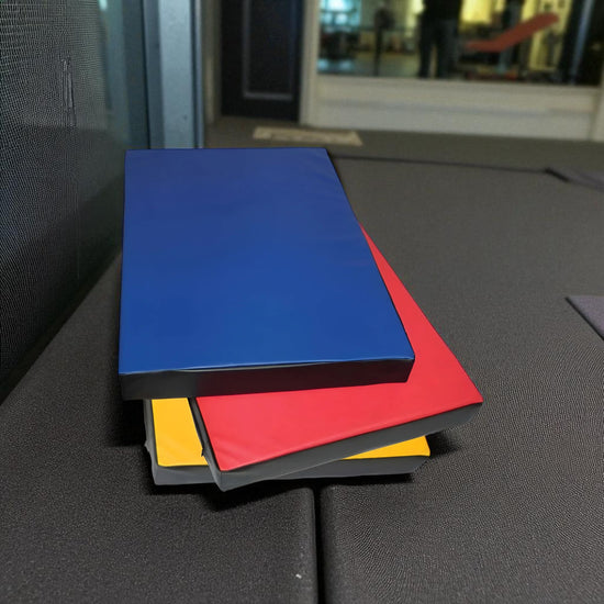 Gymnastic and safe mat for sport complexes or personal use 120x80x4 cm