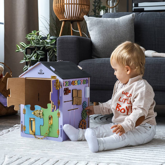 Iris 45x35x35 busy house for developing motor skills Montessori